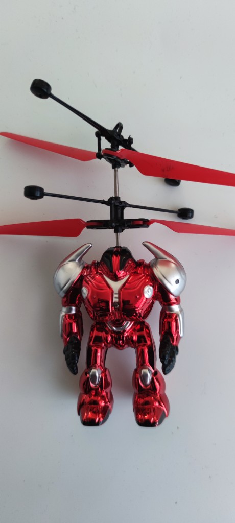 Fliegender Roboter-Helikopter
