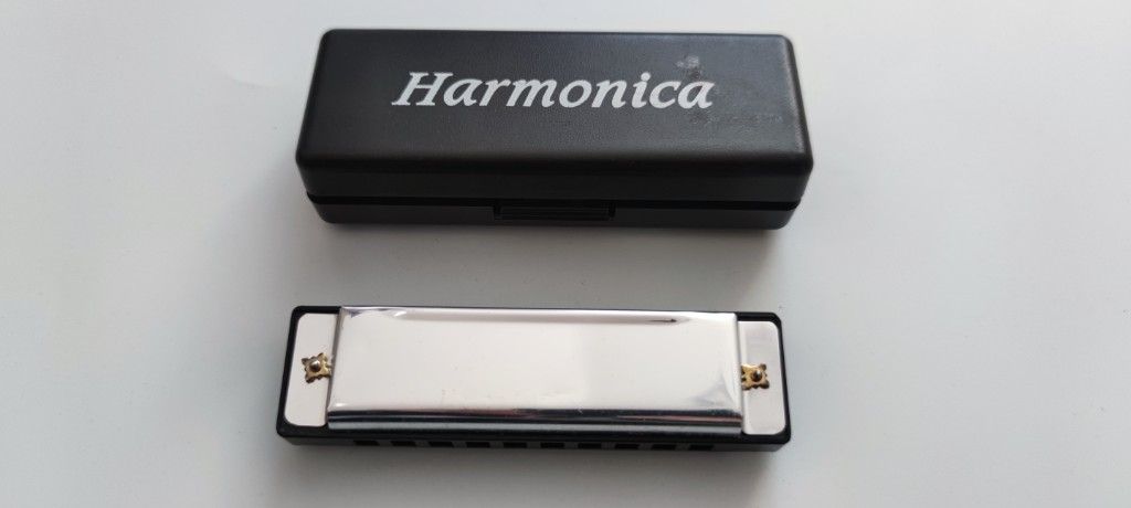 Harmonika mit Etui